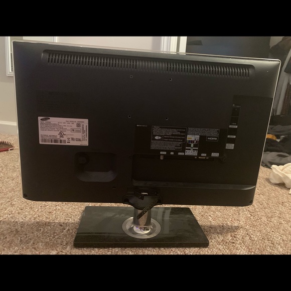 20 inch Samsung tv - Picture 2 of 3